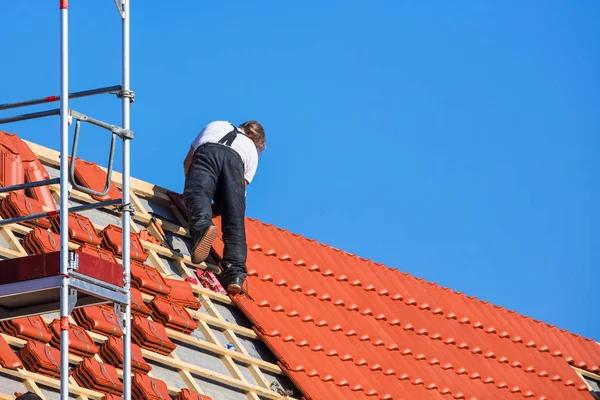 Top-Rated Lansing Roofing Contractors for Quality Installation